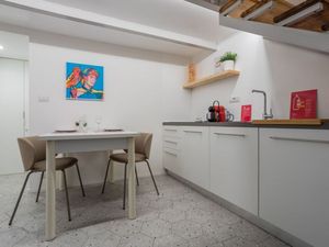 23971536-Ferienwohnung-4-Turin-300x225-1