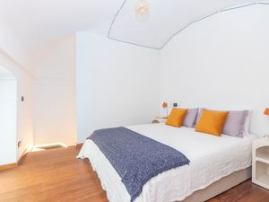 23983877-Ferienwohnung-4-Turin-300x225-4