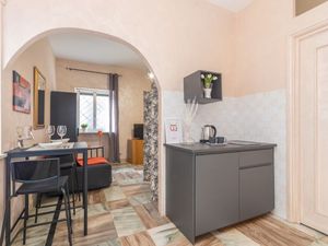 23993036-Ferienwohnung-3-Turin-300x225-1