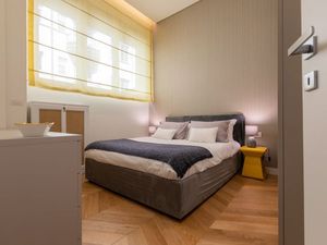 24014892-Ferienwohnung-4-Turin-300x225-3