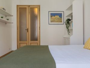 24038077-Ferienwohnung-5-Turin-300x225-3