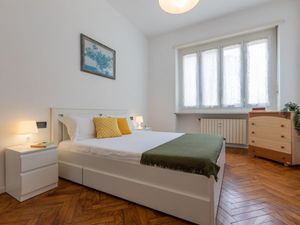 24051127-Ferienwohnung-2-Turin-300x225-3