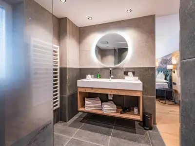 Badezimmer 2 Appartement Zillertal