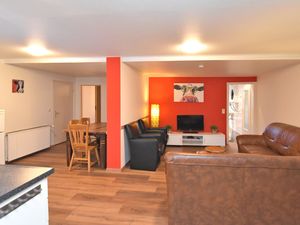 19340596-Ferienwohnung-8-Twistetal-Oberwaroldern-300x225-3