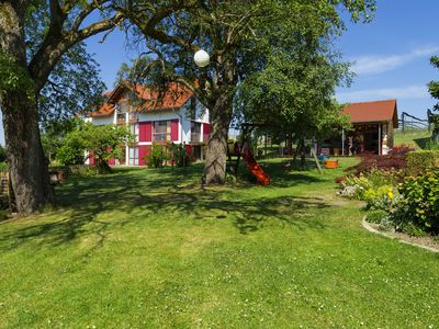 Blick vom Garten auf unser Gästehaus