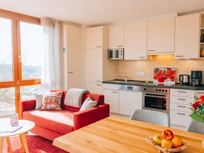 Wohn- und Essbereich der Wohnung Kirsche