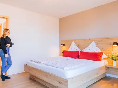 Elternschlafzimmer der Wohnung Kirsche