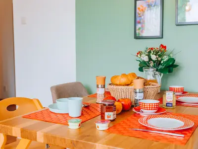 Essbereich der Wohnung Apfel