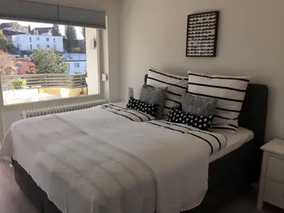 Gästezimmer 1 mit Boxspringbett