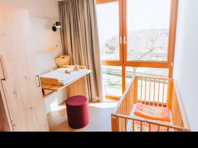 kinderzimmerderwohnungkirsche500045