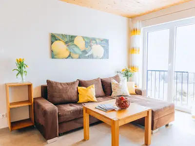 Wohnbereich der Wohnung Quitte