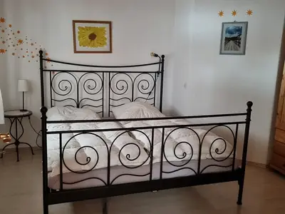 Schlafzimmer 2