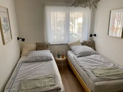 Schlafzimmer 2