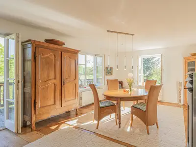 Sonnige FeWo mit 180 Grad Berblick