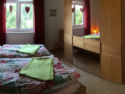 Blick in das Schlafzimmer