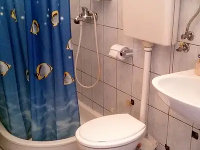 Ferienwohnung für 2 Personen in Ubli 10/10