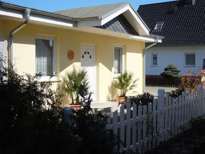 Ferienwohnung für 2 Personen (48 m²) in Ückeritz (Seebad) 1/10