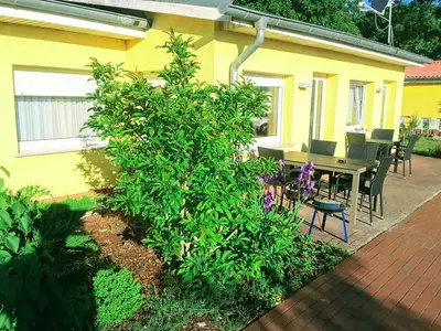 Ferienwohnung für 6 Personen (68 m²) in Ückeritz (Seebad) 1/10