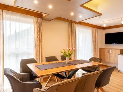 DiningRoom
