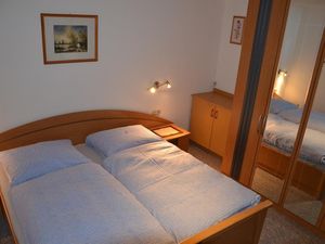 24035125-Ferienwohnung-10-Uderns-300x225-2