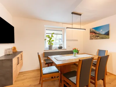 DiningRoom