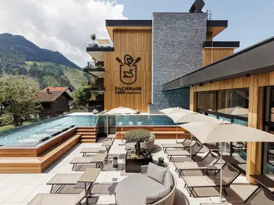 pachmair-1453-pool-mit-sonnenterrasse-2