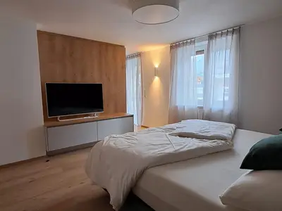 Modern Alp Apart - Schlafzimmer I.
