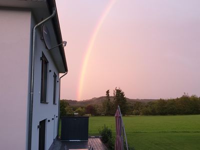 Sommergewitter mit Regenbogen