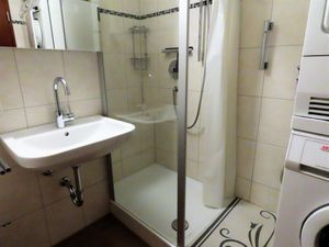 23882514-Ferienwohnung-4-Überlingen-300x225-4