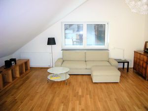 23883872-Ferienwohnung-4-Überlingen-300x225-5