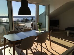 23922789-Ferienwohnung-2-Überlingen-300x225-4