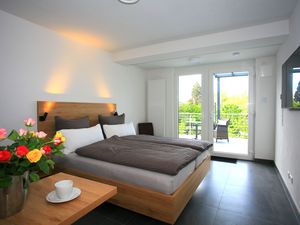 24035608-Ferienwohnung-2-Überlingen-300x225-4