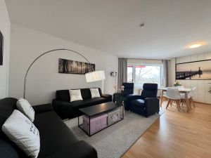 24059075-Ferienwohnung-6-Überlingen-300x225-1