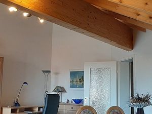 22101089-Ferienwohnung-4-Übersee-300x225-3