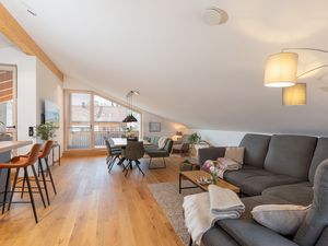 23661484-Ferienwohnung-5-Übersee-300x225-1