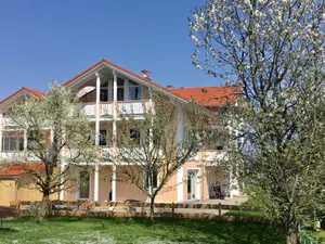 Ferienwohnung für 4 Personen (119 m²) in Übersee