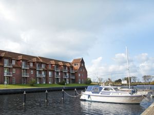 23847729-Ferienwohnung-4-Ueckermünde-300x225-5