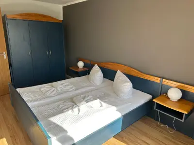 Schlafzimmer mit ausreichend Staumöglichkeiten