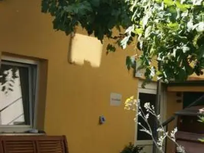 weinbewachsener Innenhof