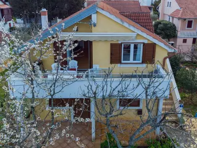 Ferienwohnung für 5 Personen in Ugljan 3/10