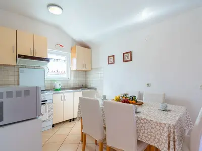 Ferienwohnung für 5 Personen in Ugljan 10/10