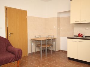 23930198-Ferienwohnung-3-Ugljan-300x225-3