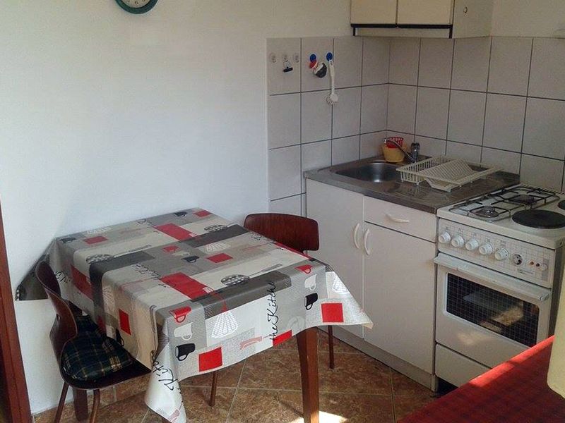 23930203-Ferienwohnung-3-Ugljan-800x600-1