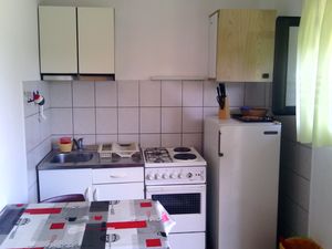 23930203-Ferienwohnung-3-Ugljan-300x225-2