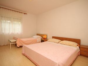 23930348-Ferienwohnung-6-Ugljan-300x225-5