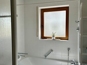 24046389-Ferienwohnung-4-Uhldingen-Mühlhofen-300x225-3