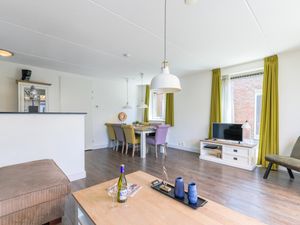 23896824-Ferienwohnung-6-Uitgeest-300x225-5