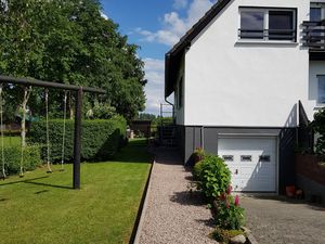 19470451-Ferienwohnung-7-Ulmen-300x225-1