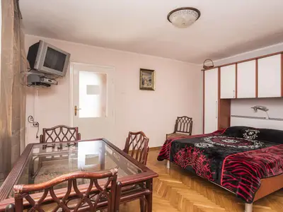 Ferienwohnung für 2 Personen (35 m²) in Umag 6/10