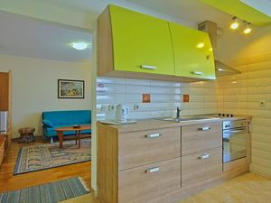 23972551-Ferienwohnung-4-Umag-300x225-4